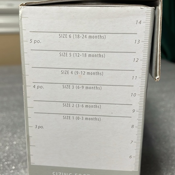 Robeez Brown Baby Shoes - Picture 7 of 8